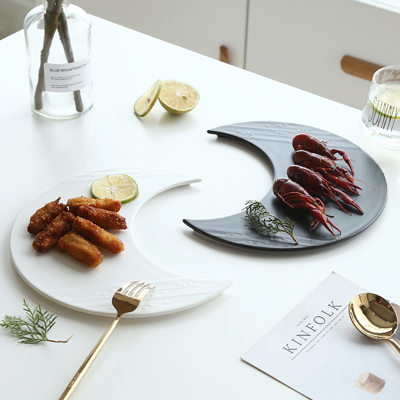Creative Crescent Ceramic West - Food Snacks That Are Black ulasan dan harga